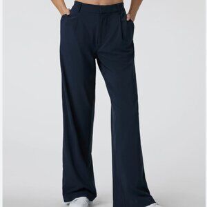 Vuori Women’s Villa Trouser Navy Ink Wide Leg Size Large